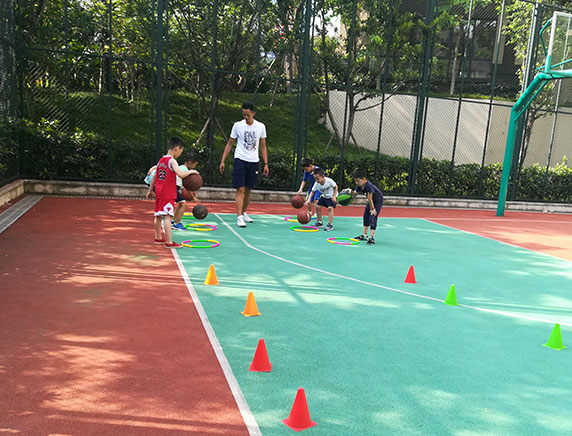 重庆儿童篮球培训东舟体育介绍篮球技巧